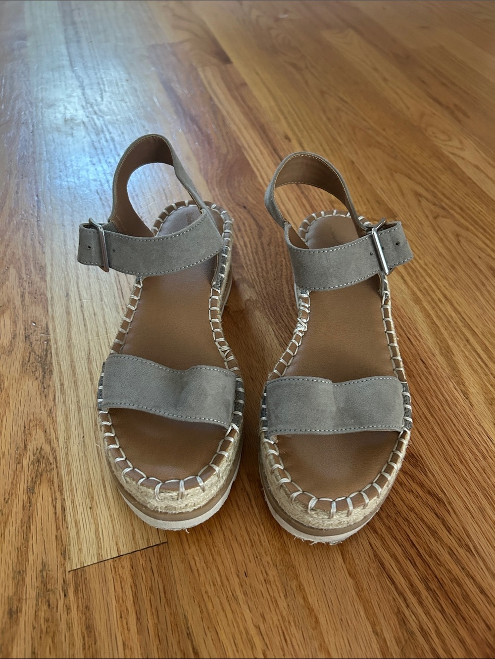 Universal Thread Taupe Suede Espadrille Platform Sandals